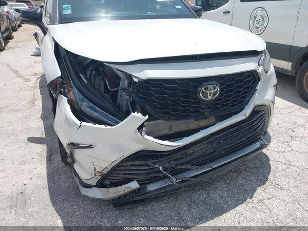 2023 TOYOTA HIGHLANDER XSE