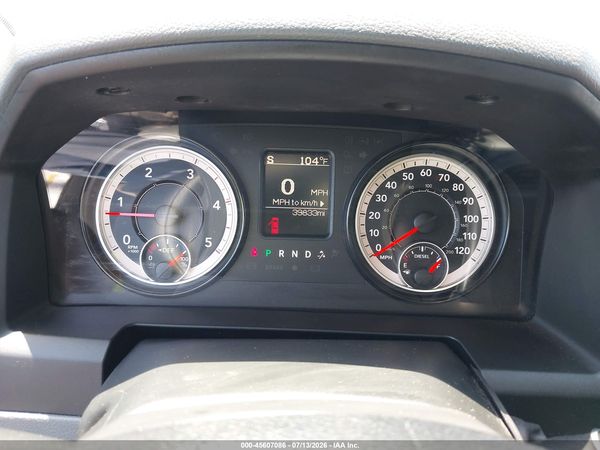 2017 RAM 3500 TRADESMAN  4X4 8' BOX