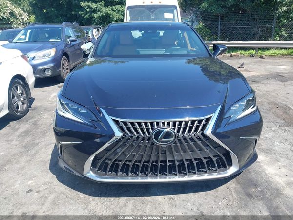 2024 LEXUS ES 300H ULTRA LUXURY