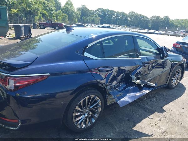 2024 LEXUS ES 300H ULTRA LUXURY