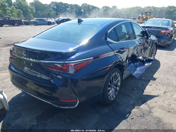 2024 LEXUS ES 300H ULTRA LUXURY
