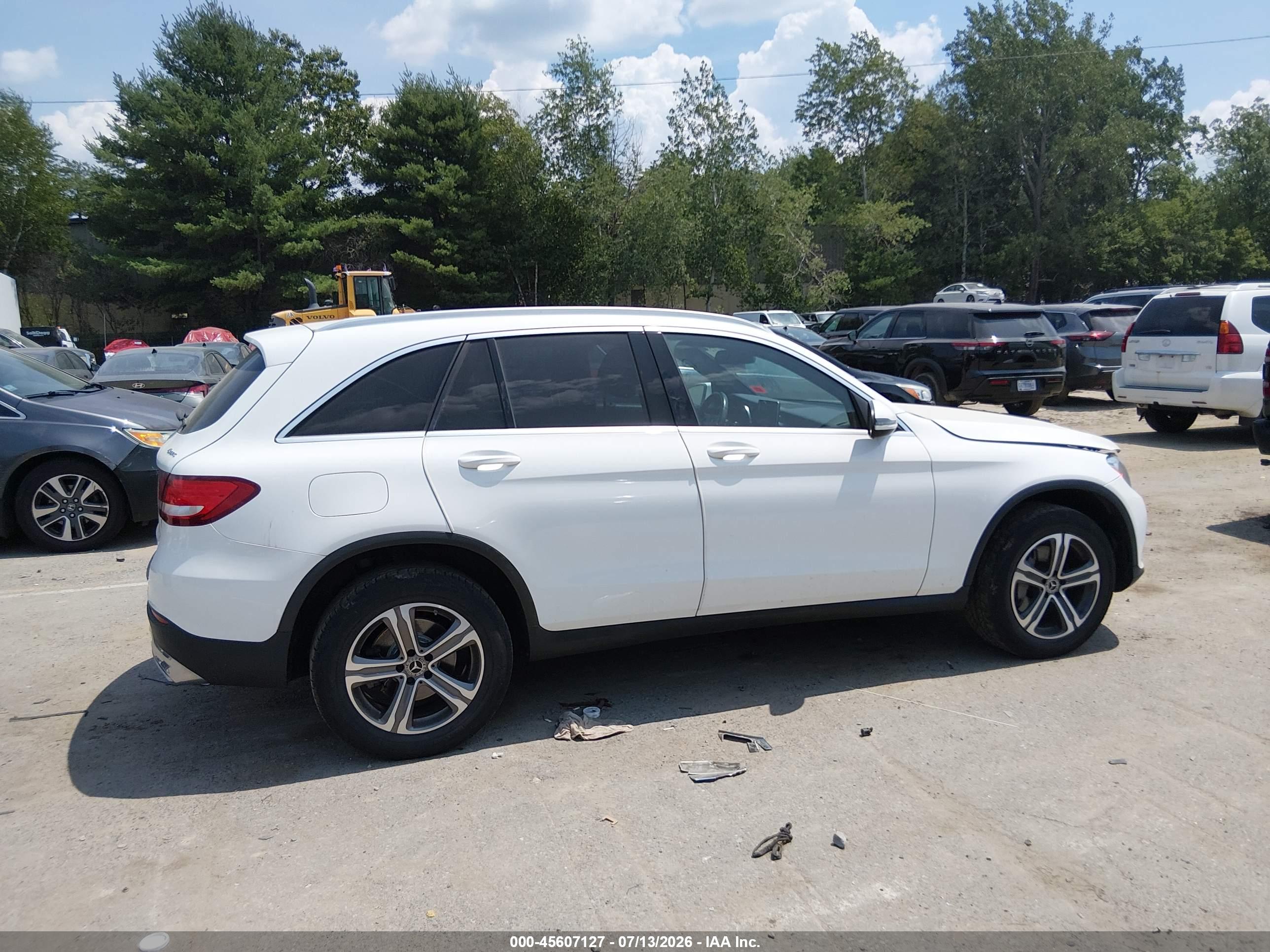 2019 MERCEDES-BENZ GLC 300 4MATIC