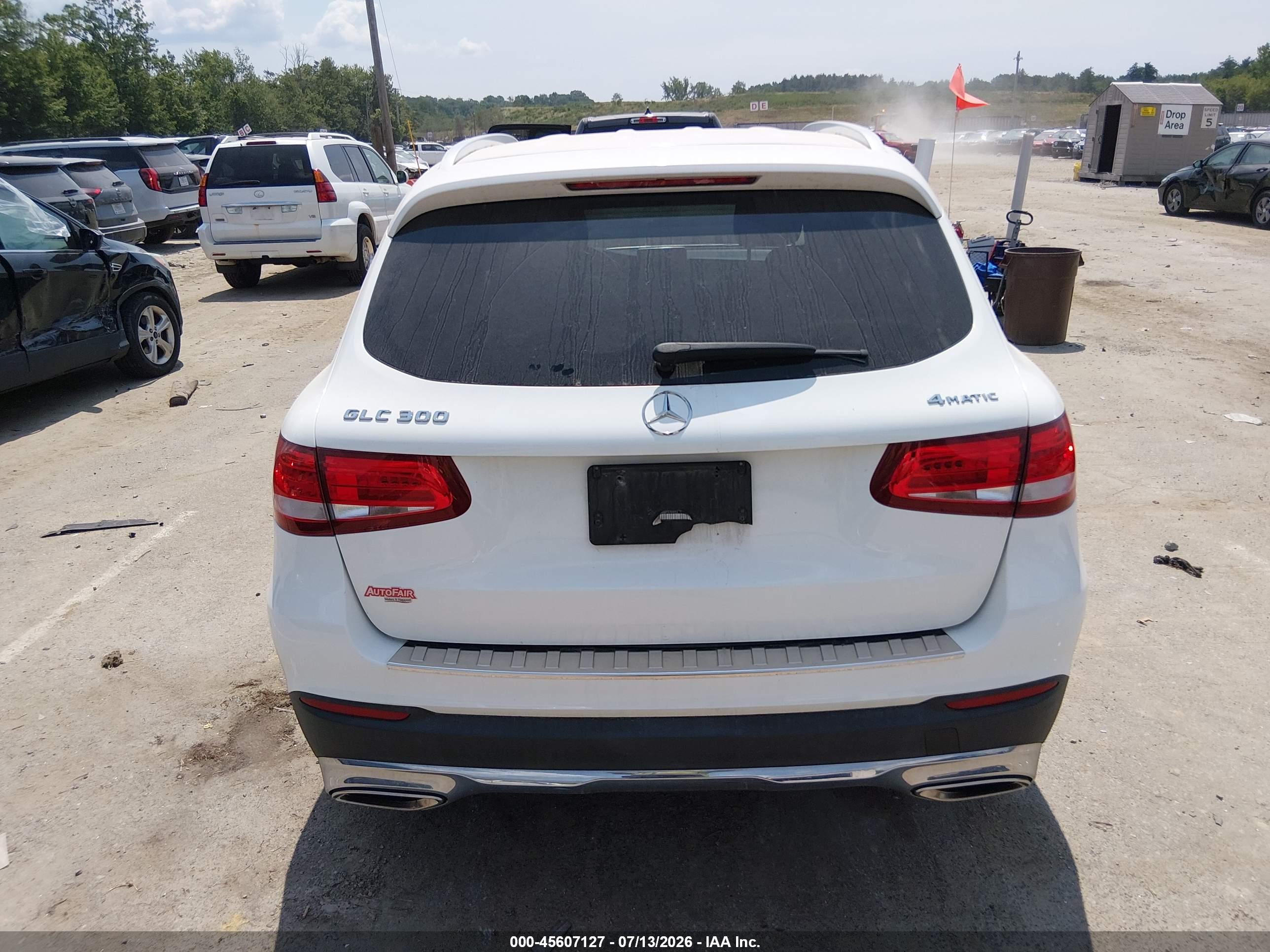 2019 MERCEDES-BENZ GLC 300 4MATIC