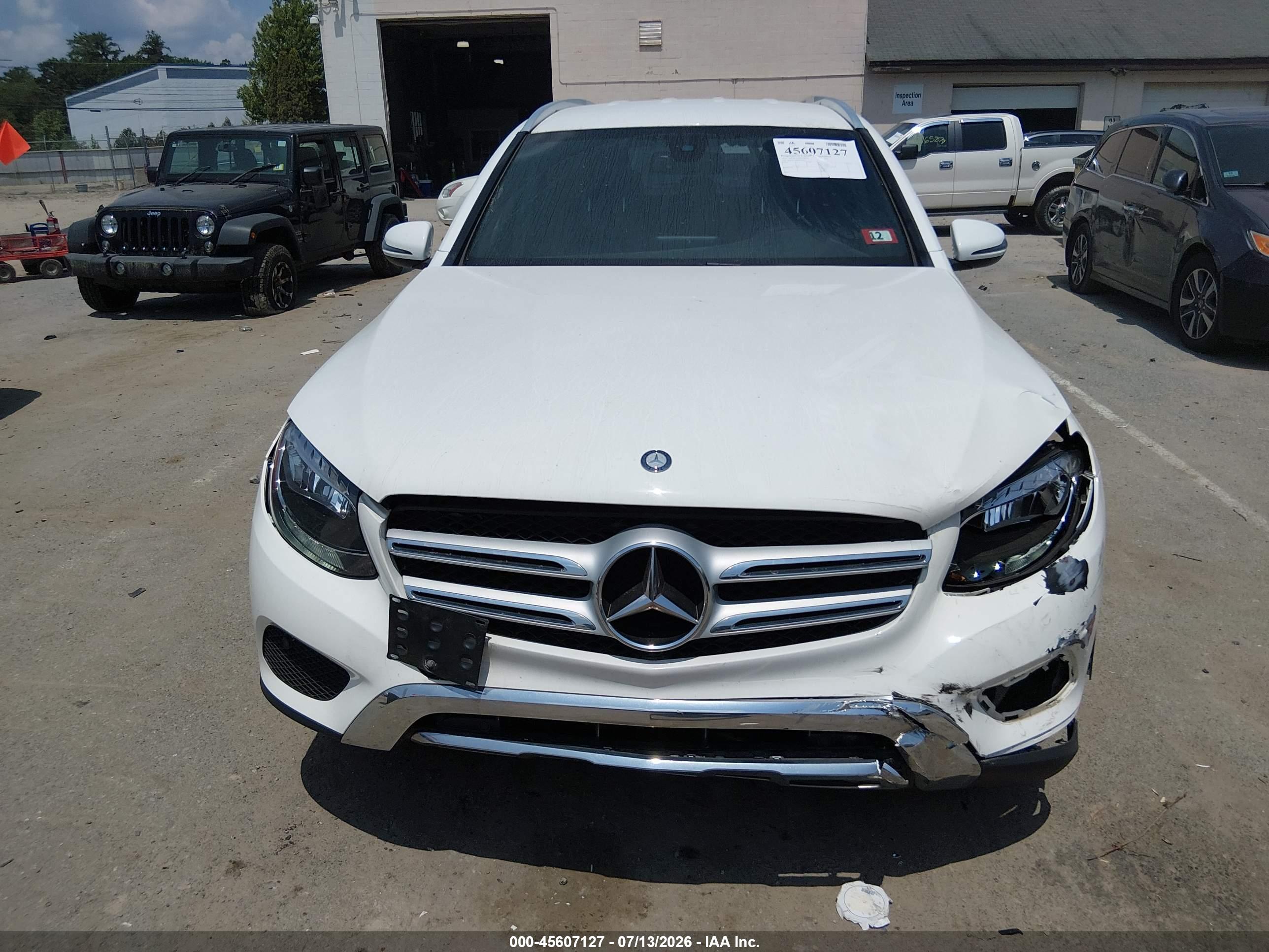 2019 MERCEDES-BENZ GLC 300 4MATIC