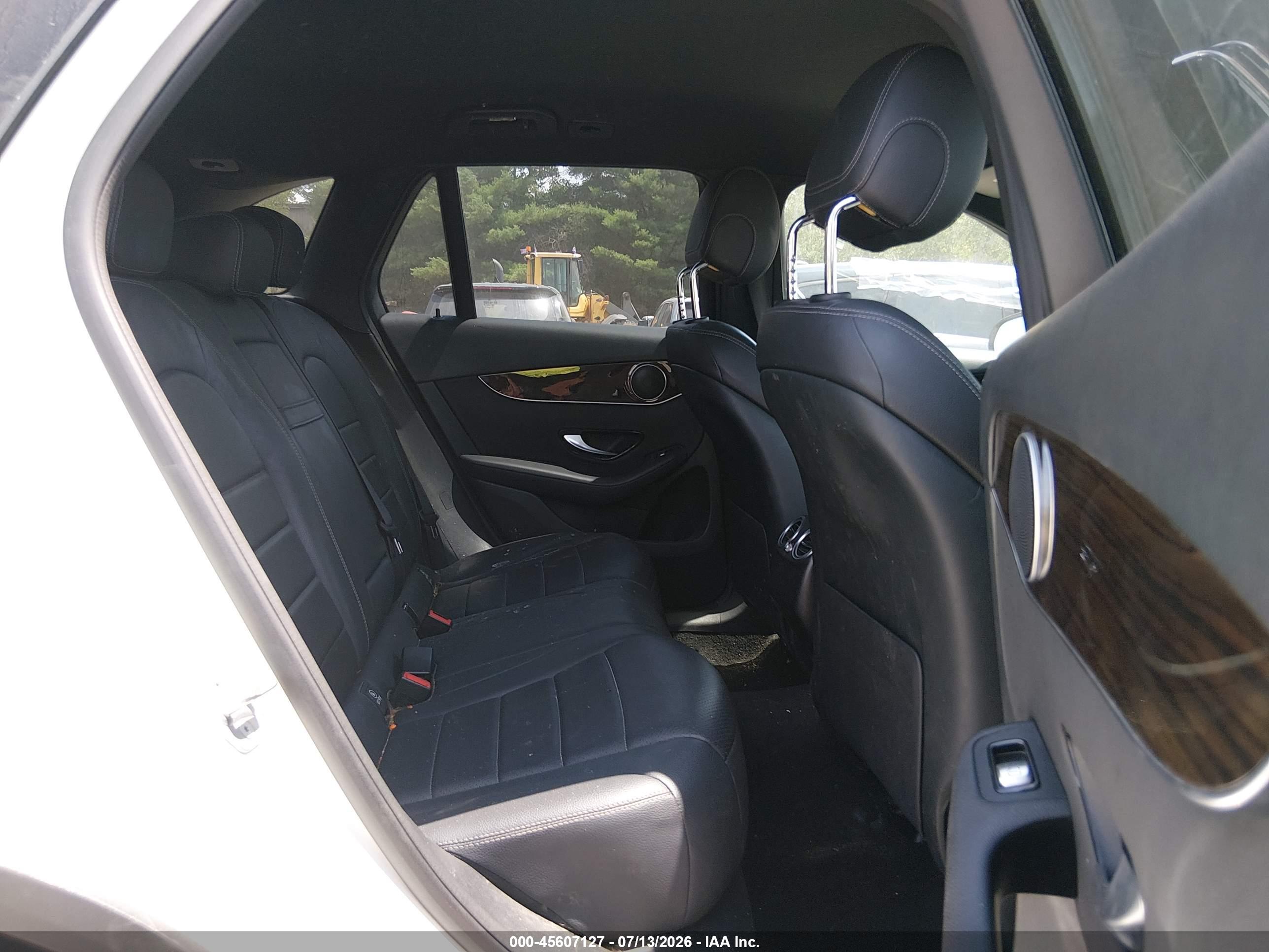 2019 MERCEDES-BENZ GLC 300 4MATIC