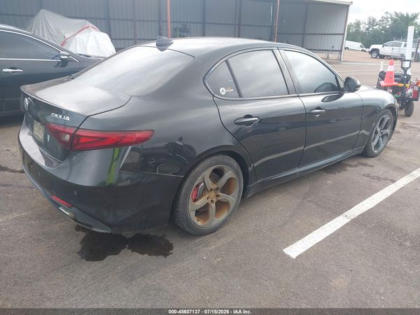 2017 ALFA ROMEO GIULIA RWD
