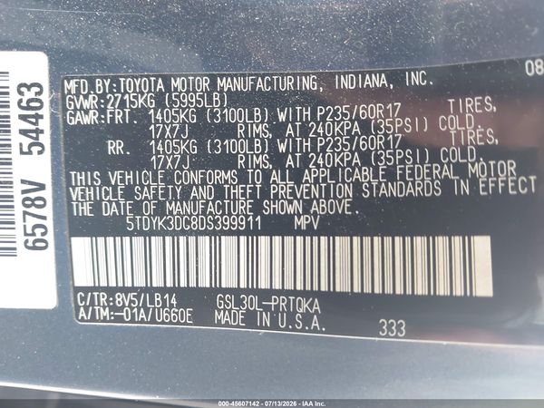 2013 TOYOTA SIENNA XLE V6 8 PASSENGER