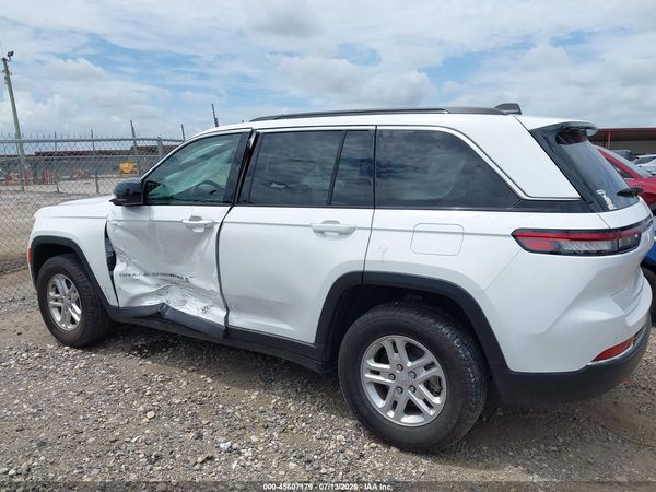 2025 JEEP GRAND CHEROKEE LAREDO 4X2