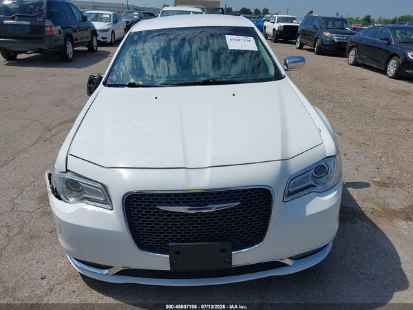 2018 CHRYSLER 300 LIMITED AWD