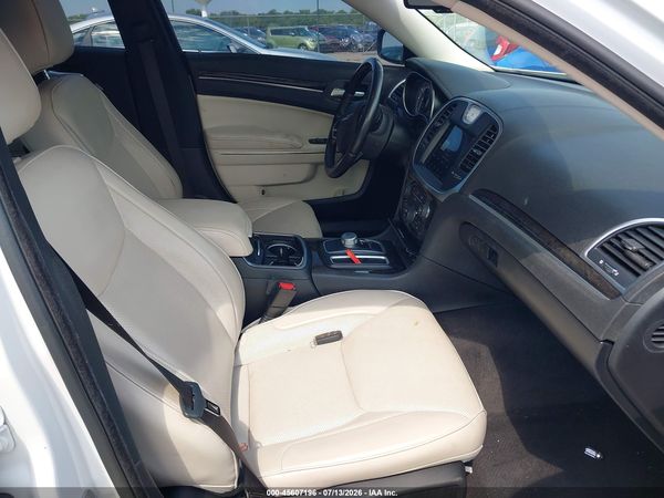 2018 CHRYSLER 300 LIMITED AWD