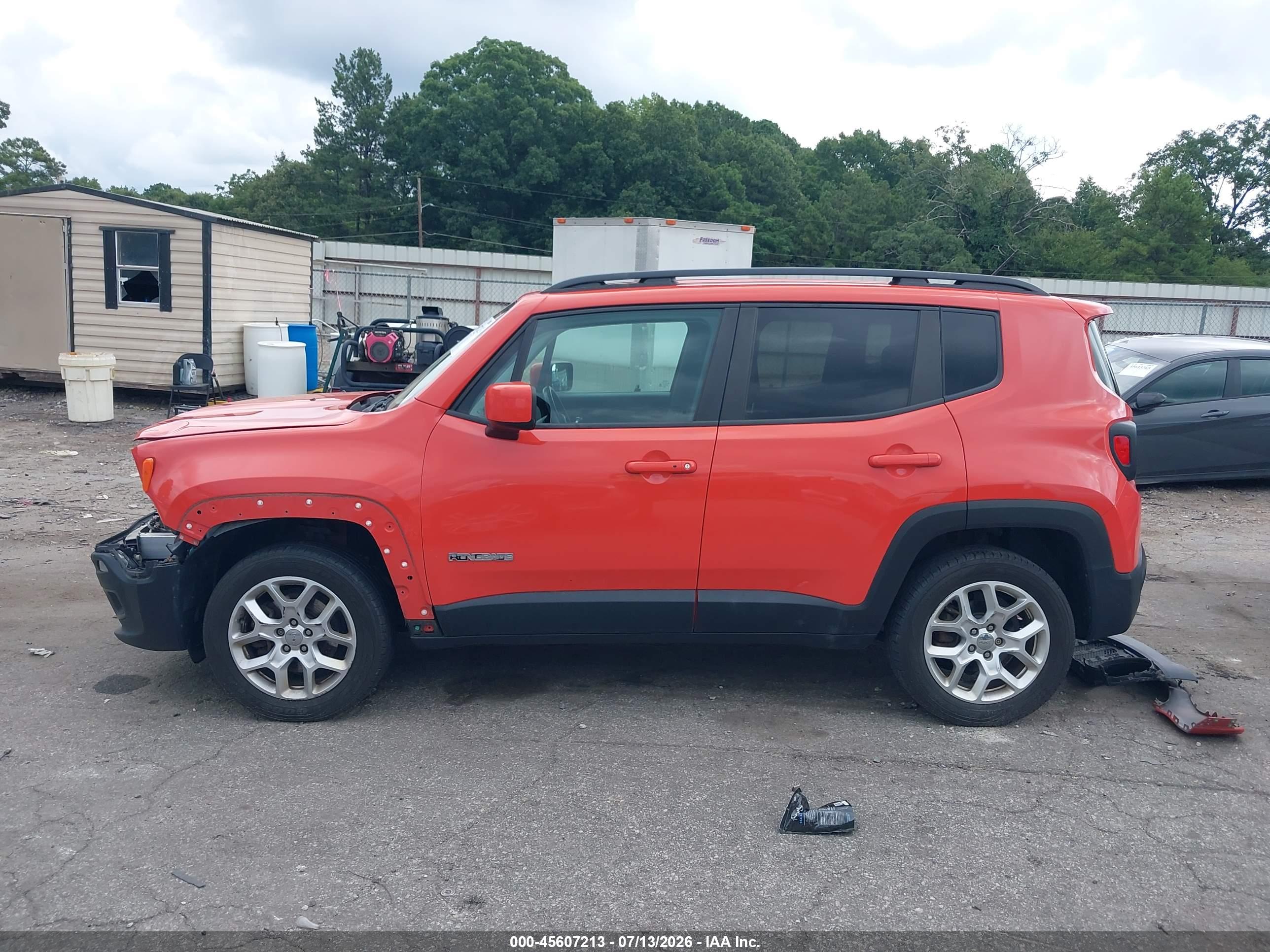 2017 JEEP RENEGADE LATITUDE