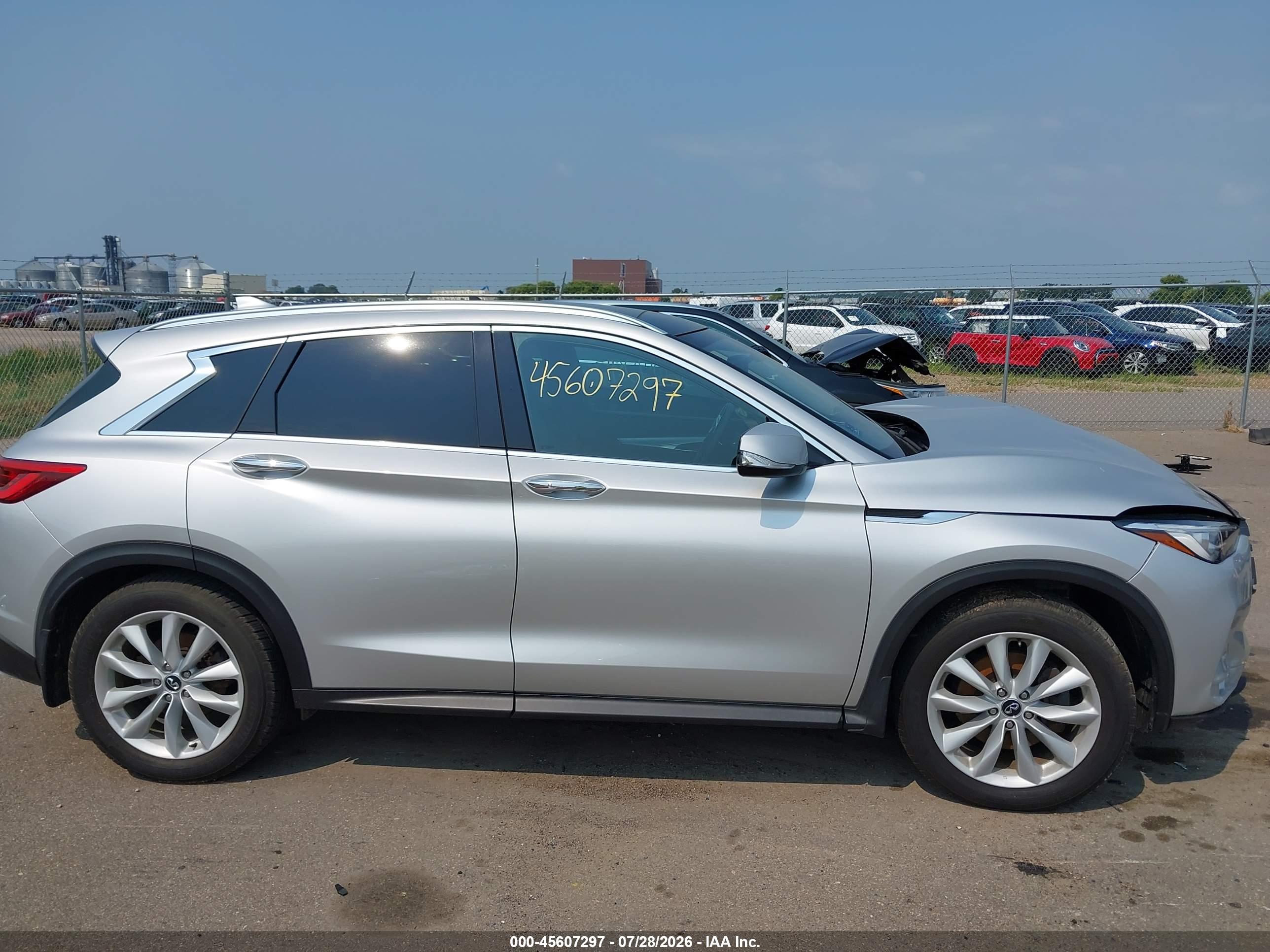 2019 INFINITI QX50 LUXE