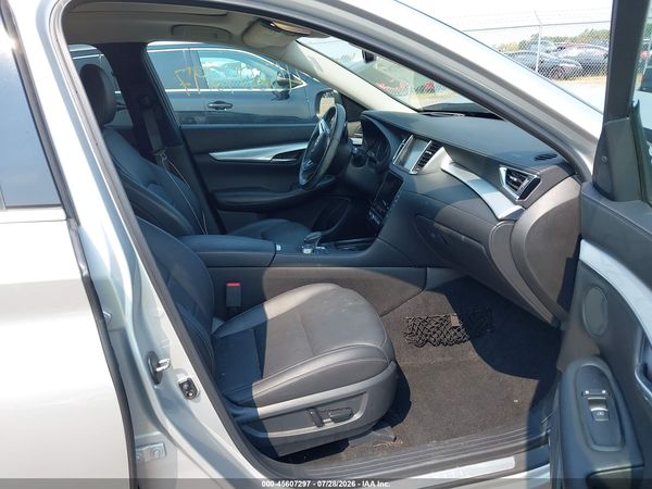 2019 INFINITI QX50 LUXE