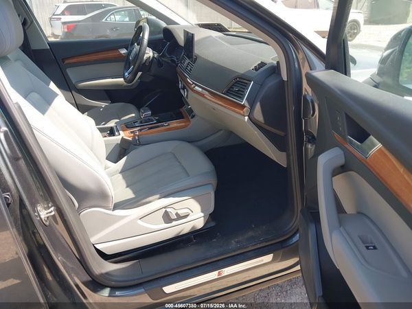 2022 AUDI Q5