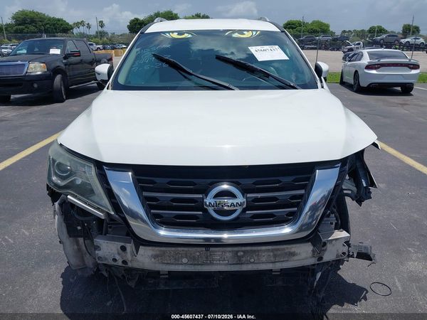 2018 NISSAN PATHFINDER SV