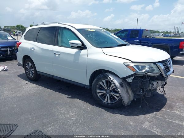 2018 NISSAN PATHFINDER SV