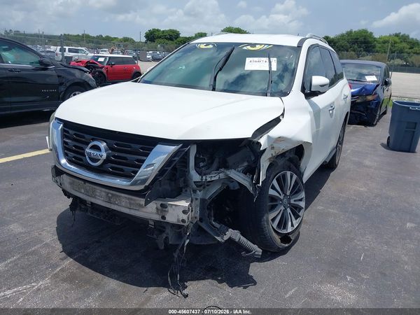 2018 NISSAN PATHFINDER SV