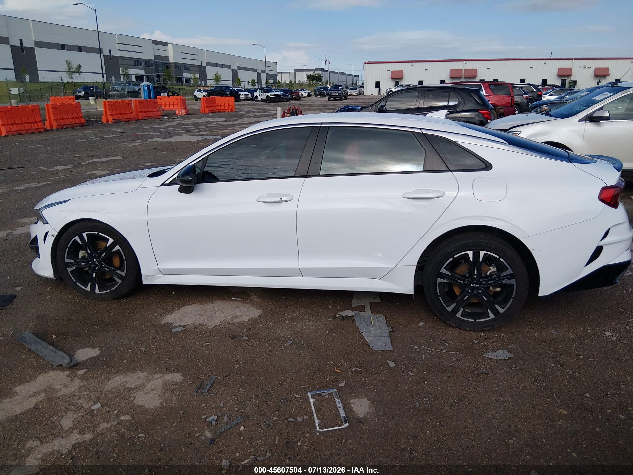 2023 KIA K5 GT-LINE