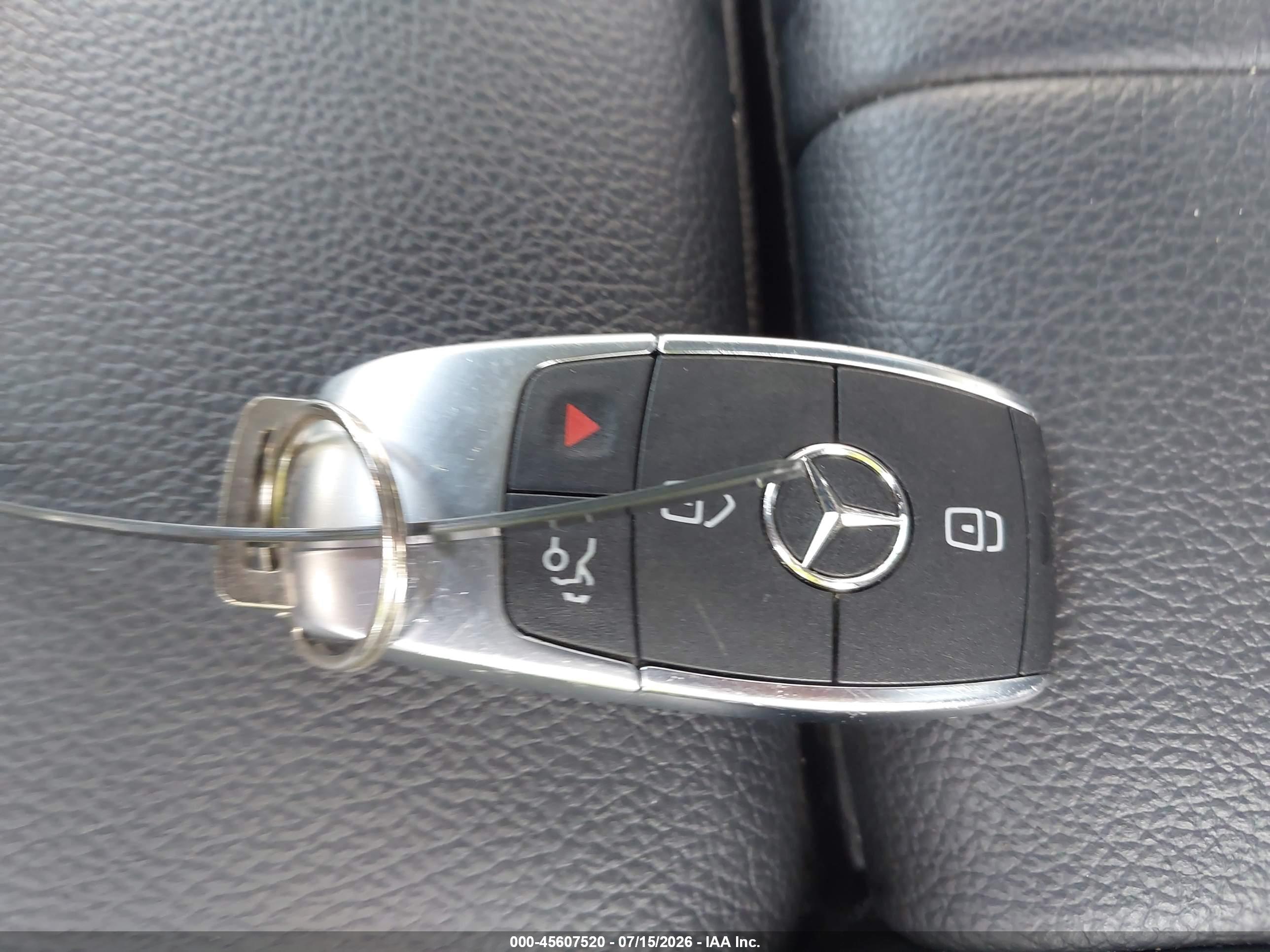 2022 MERCEDES-BENZ GLB 250 4MATIC