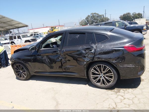 2022 BMW X4