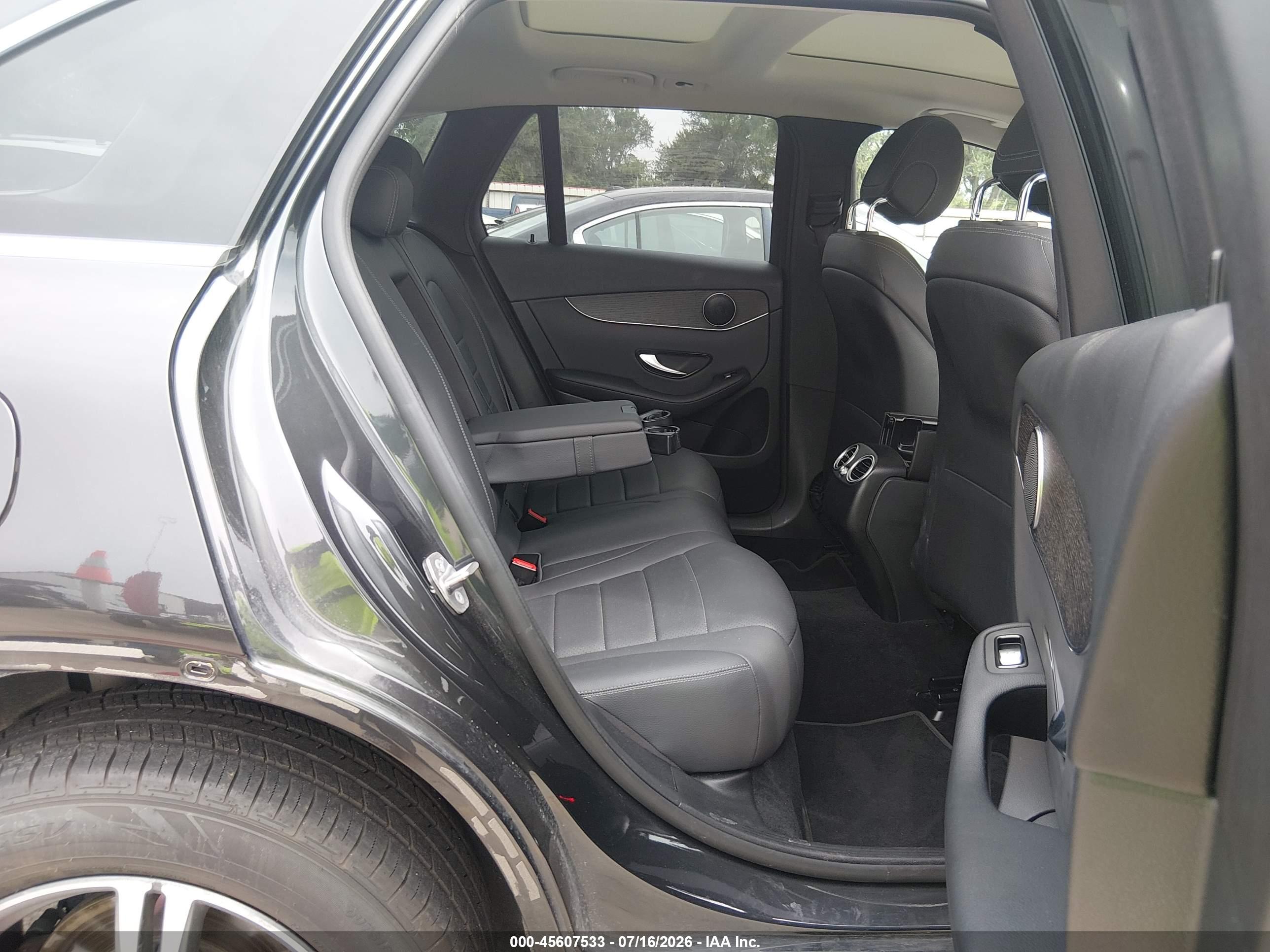 2020 MERCEDES-BENZ GLC 300 GLC300