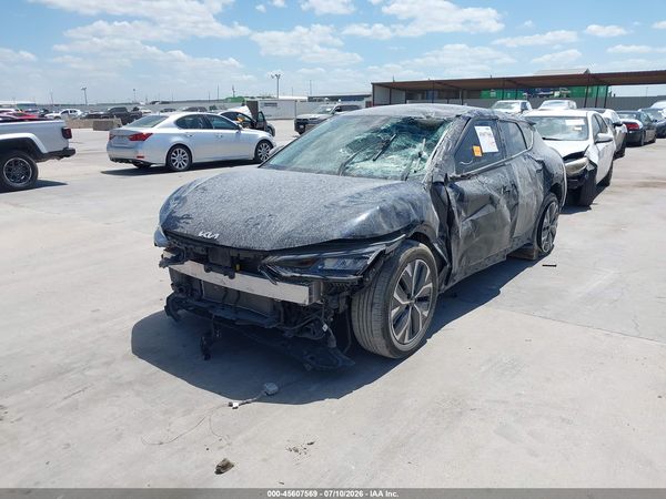 2022 KIA EV6 LIGHT