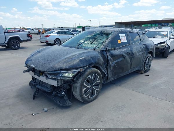 2022 KIA EV6 LIGHT