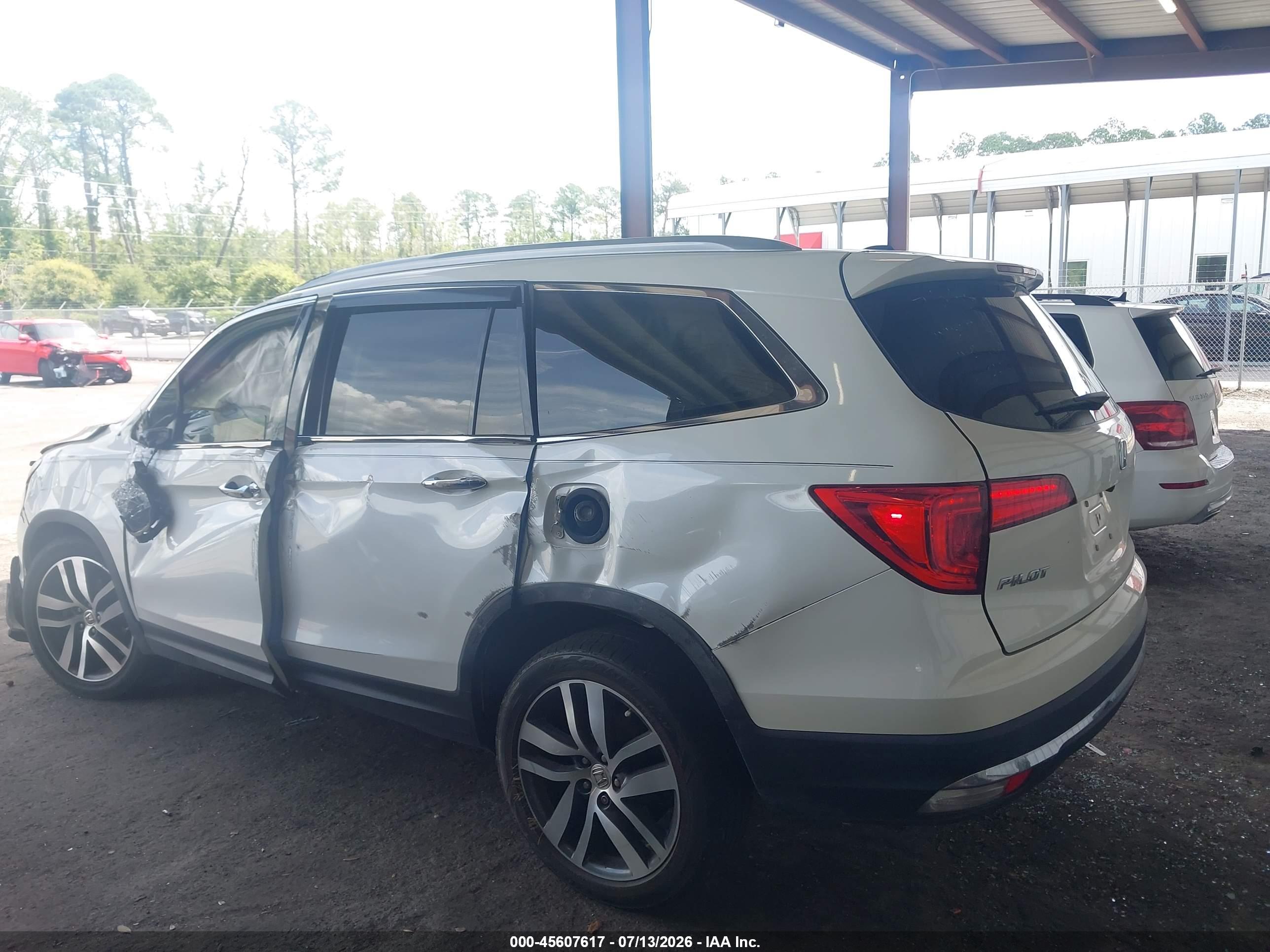 2017 HONDA PILOT TOURING