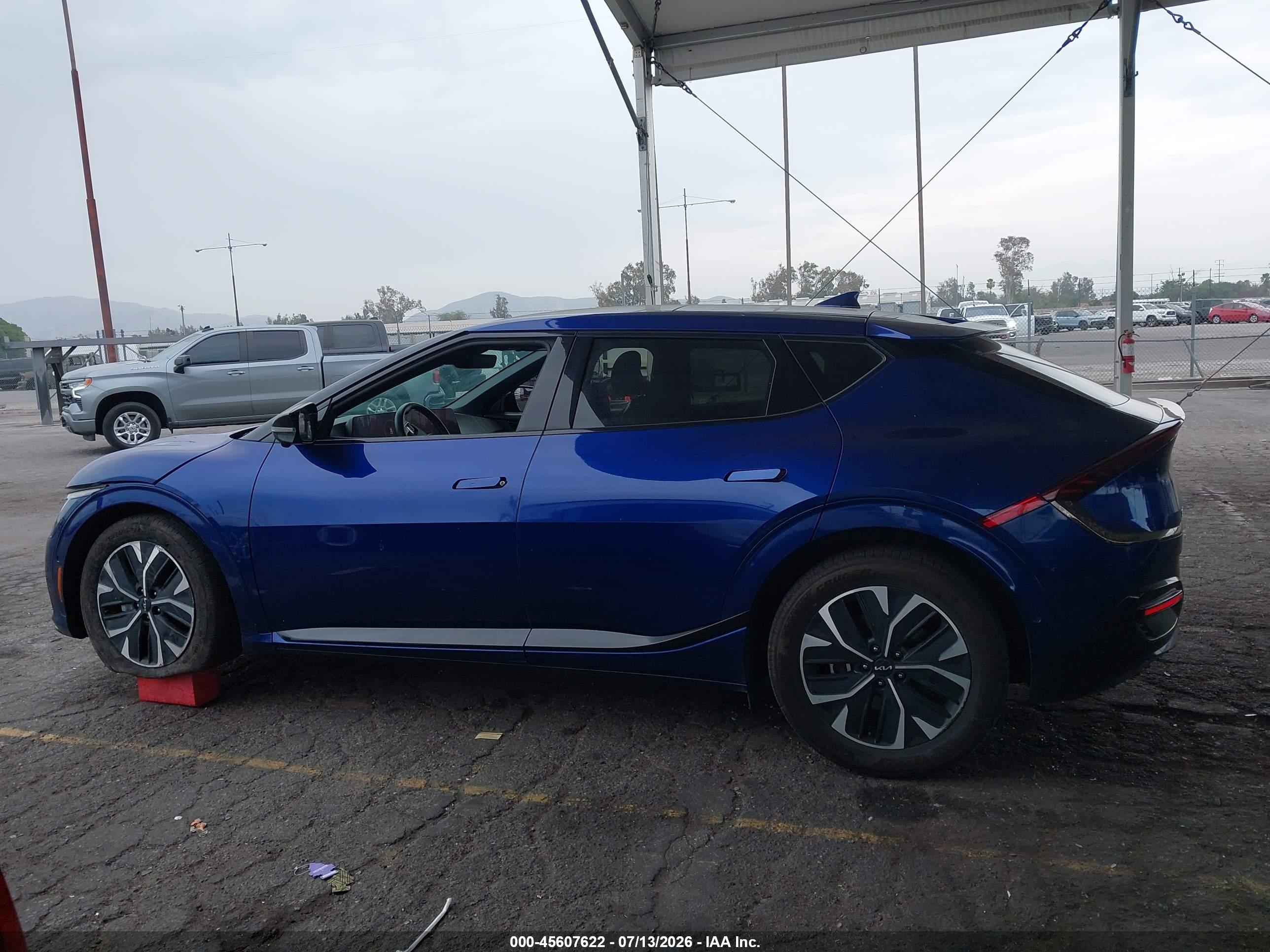 2024 KIA EV6 GT-LINE
