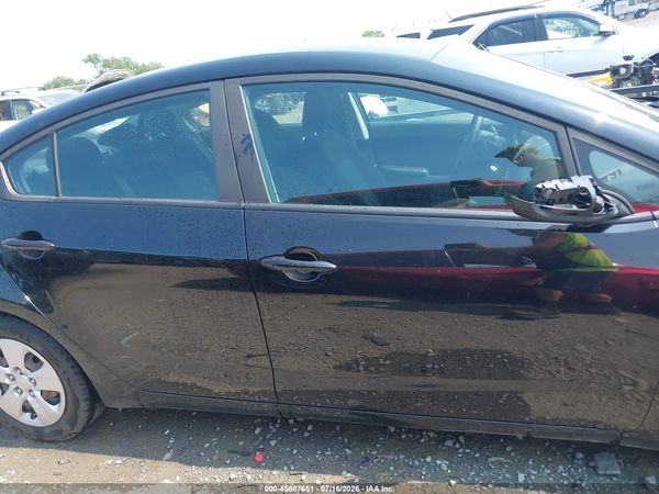 2017 KIA FORTE LX