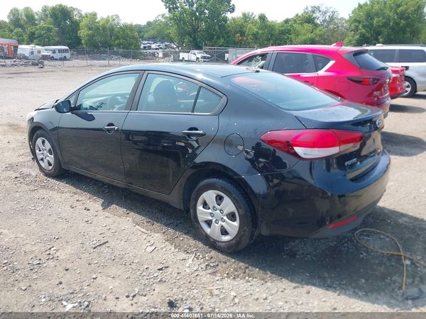 2017 KIA FORTE LX