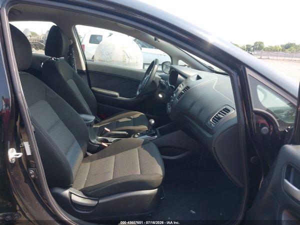 2017 KIA FORTE LX