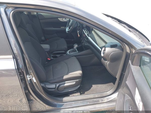 2024 KIA FORTE LX
