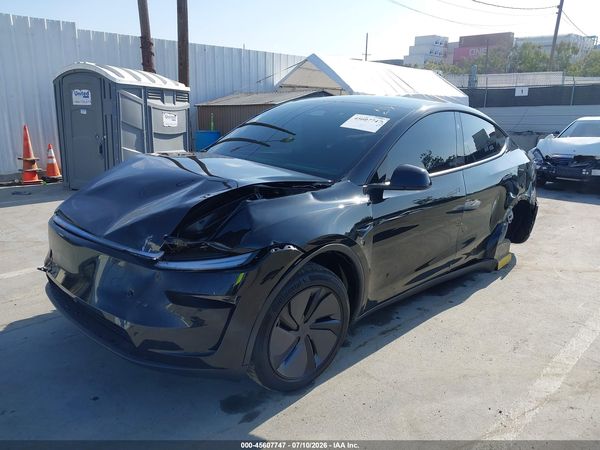2026 TESLA MODEL Y