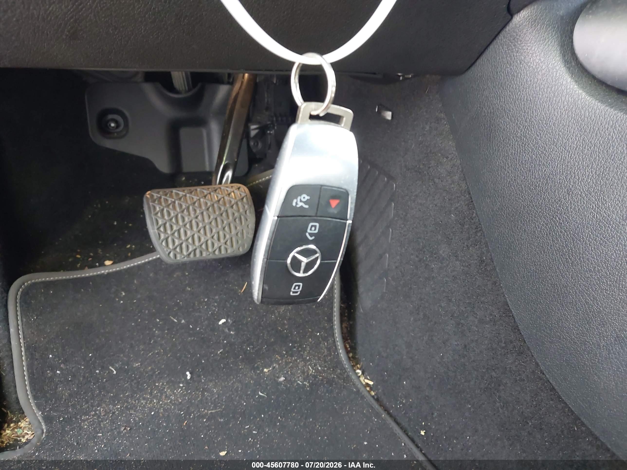 2021 MERCEDES-BENZ GLB 250 GLB250