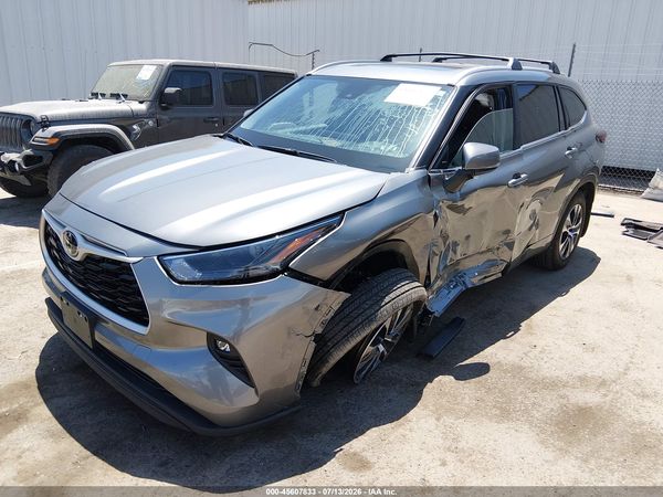 2026 TOYOTA HIGHLANDER — I2
