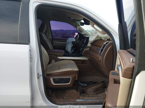 2021 RAM 1500 LARAMIE  4X4 5'7 BOX
