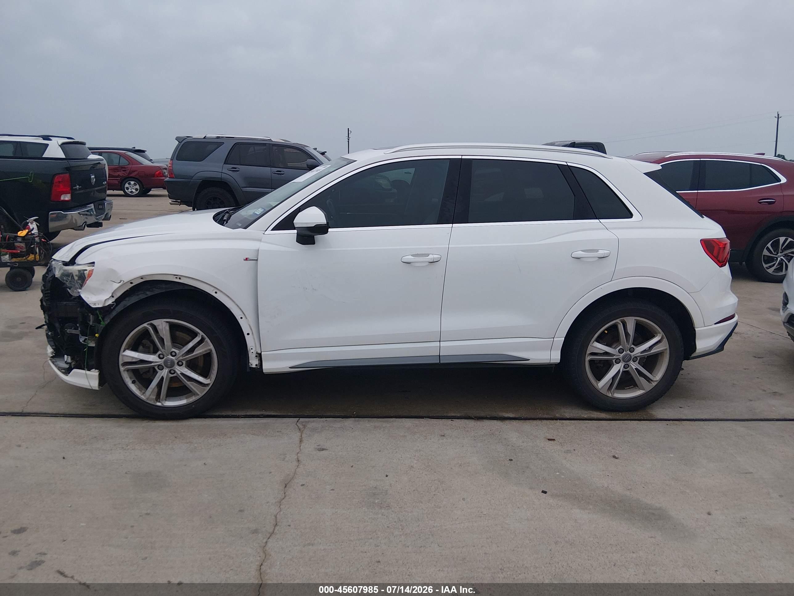2020 AUDI Q3