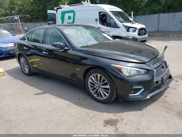 2018 INFINITI Q50 3.0T LUXE/3.0T SPORT