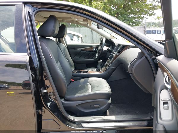 2018 INFINITI Q50 3.0T LUXE/3.0T SPORT