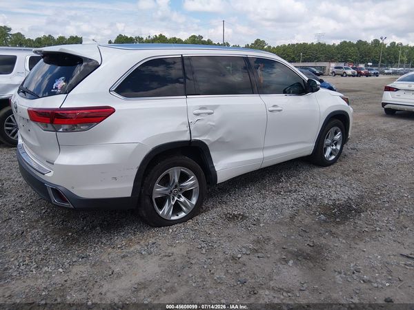 2017 TOYOTA HIGHLANDER LIMITED