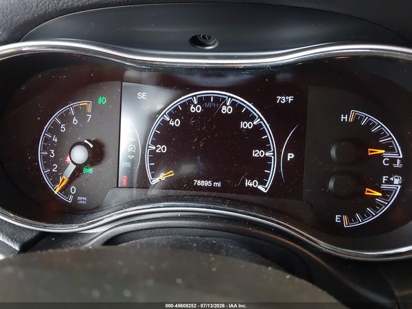2019 JEEP GRAND CHEROKEE LAREDO E 4X4