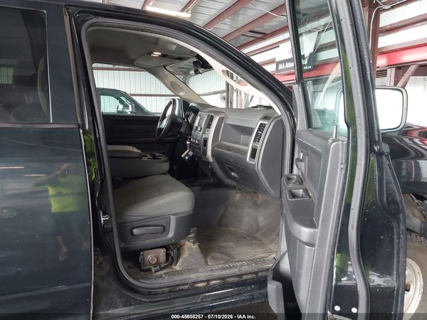 2016 RAM 2500 TRADESMAN