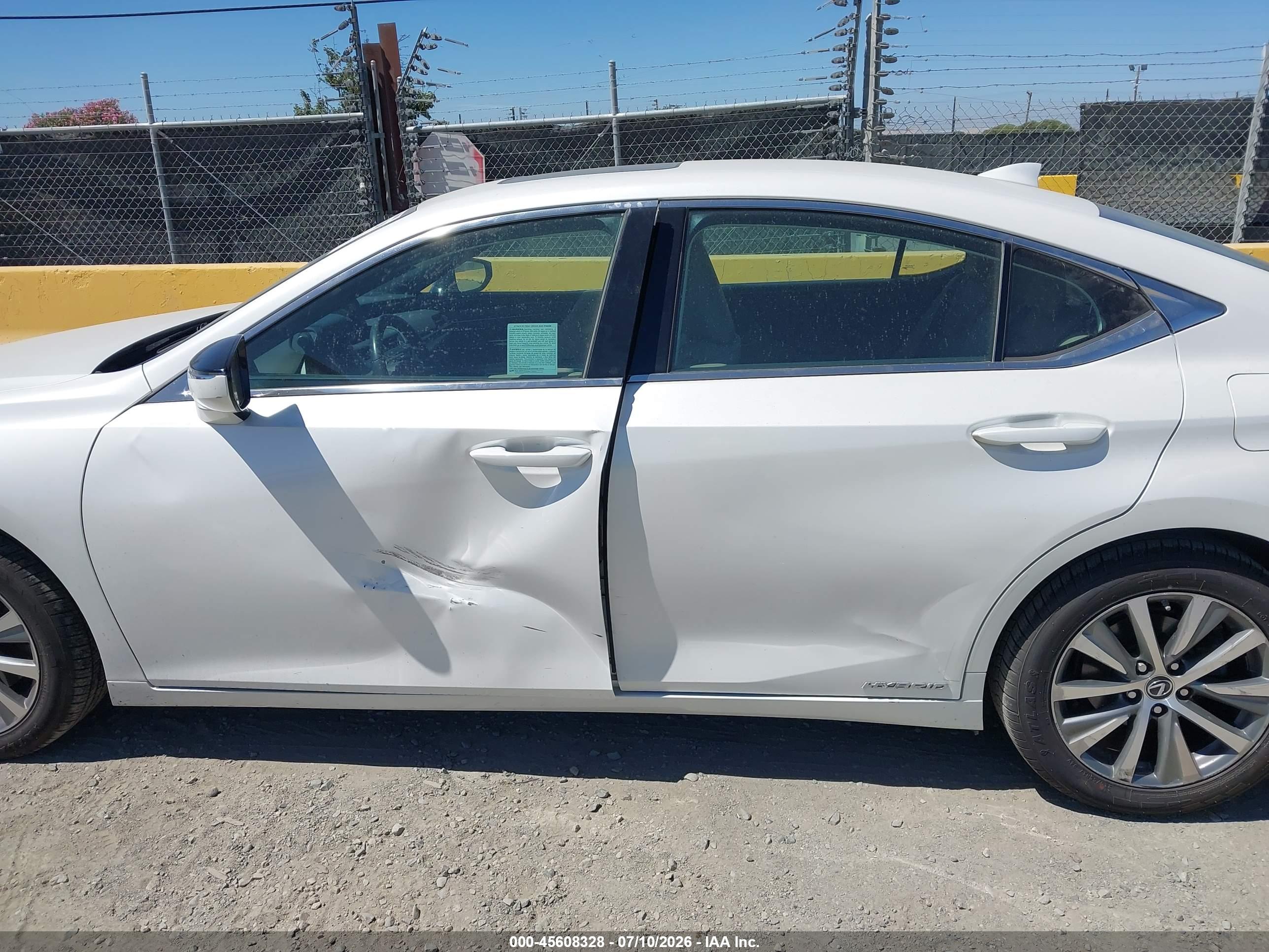 2021 LEXUS ES 300H 300h Base