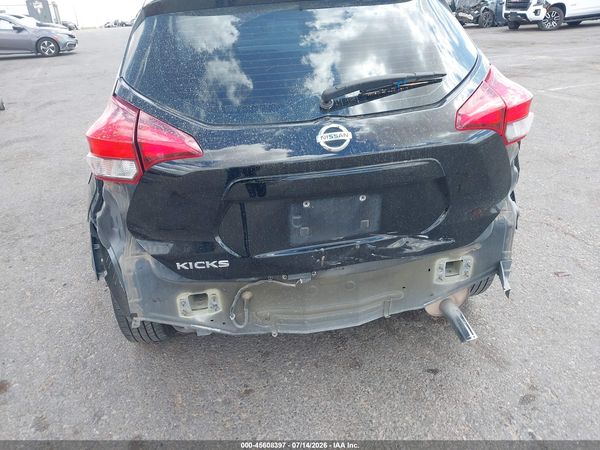 2018 NISSAN KICKS S — I6
