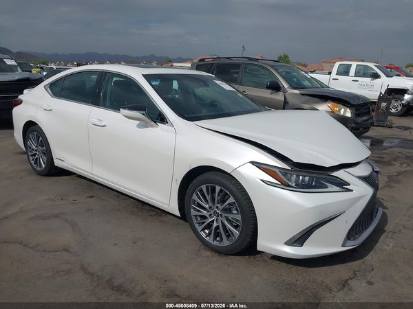 2019 LEXUS ES 300H