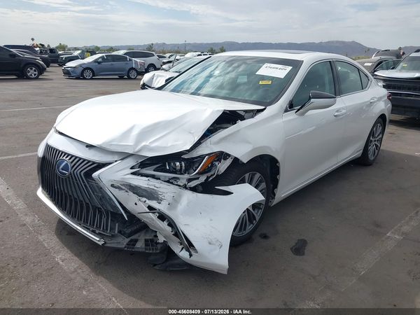 2019 LEXUS ES 300H