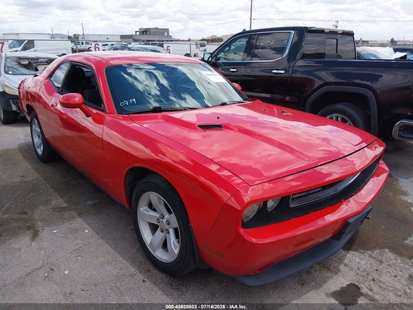 2014 DODGE CHALLENGER SXT