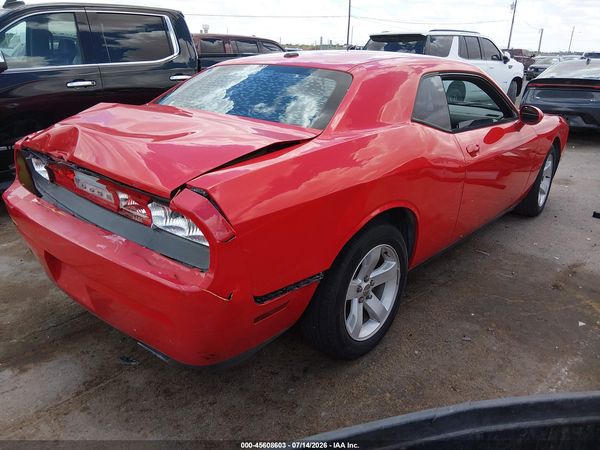 2014 DODGE CHALLENGER SXT