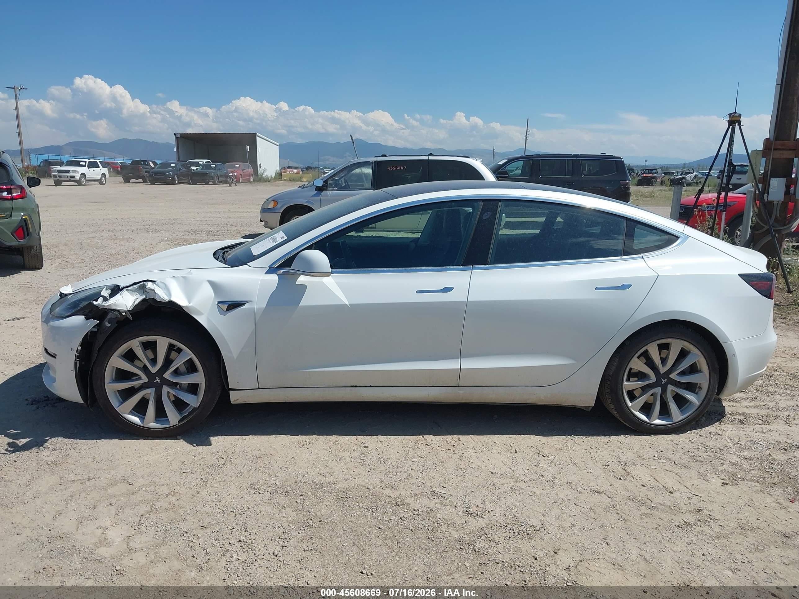 2018 TESLA MODEL 3 LONG RANGE/PERFORMANCE